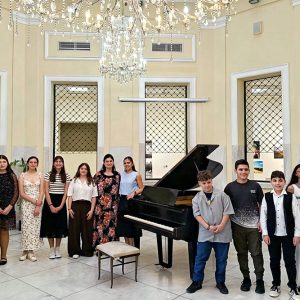 Μέλη τάξης πιάνου Καλλιτεχνήματα Piano City Athens 2026 Δημοτική πινακοθήκη Πειραιά 12/05/2026